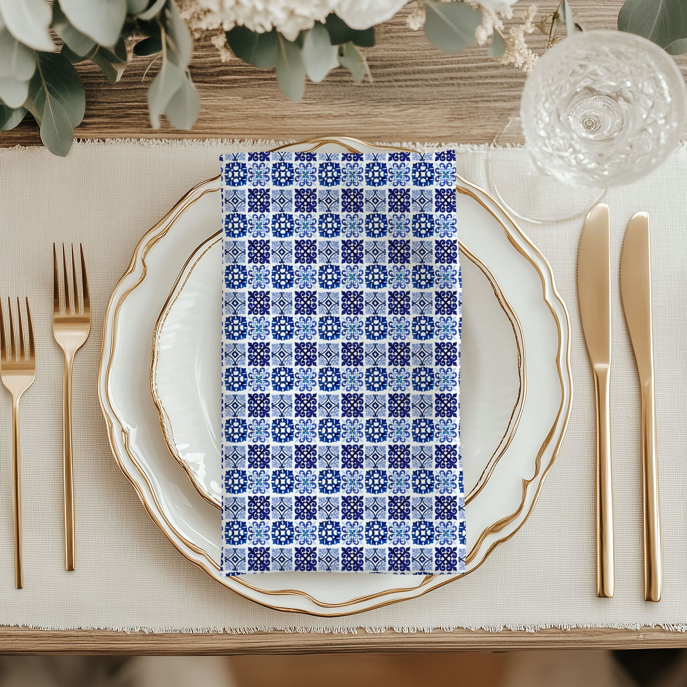 Blue Tile Pattern Cloth Napkin Set (4) — Vintage Mediterranean Dinner Napkins