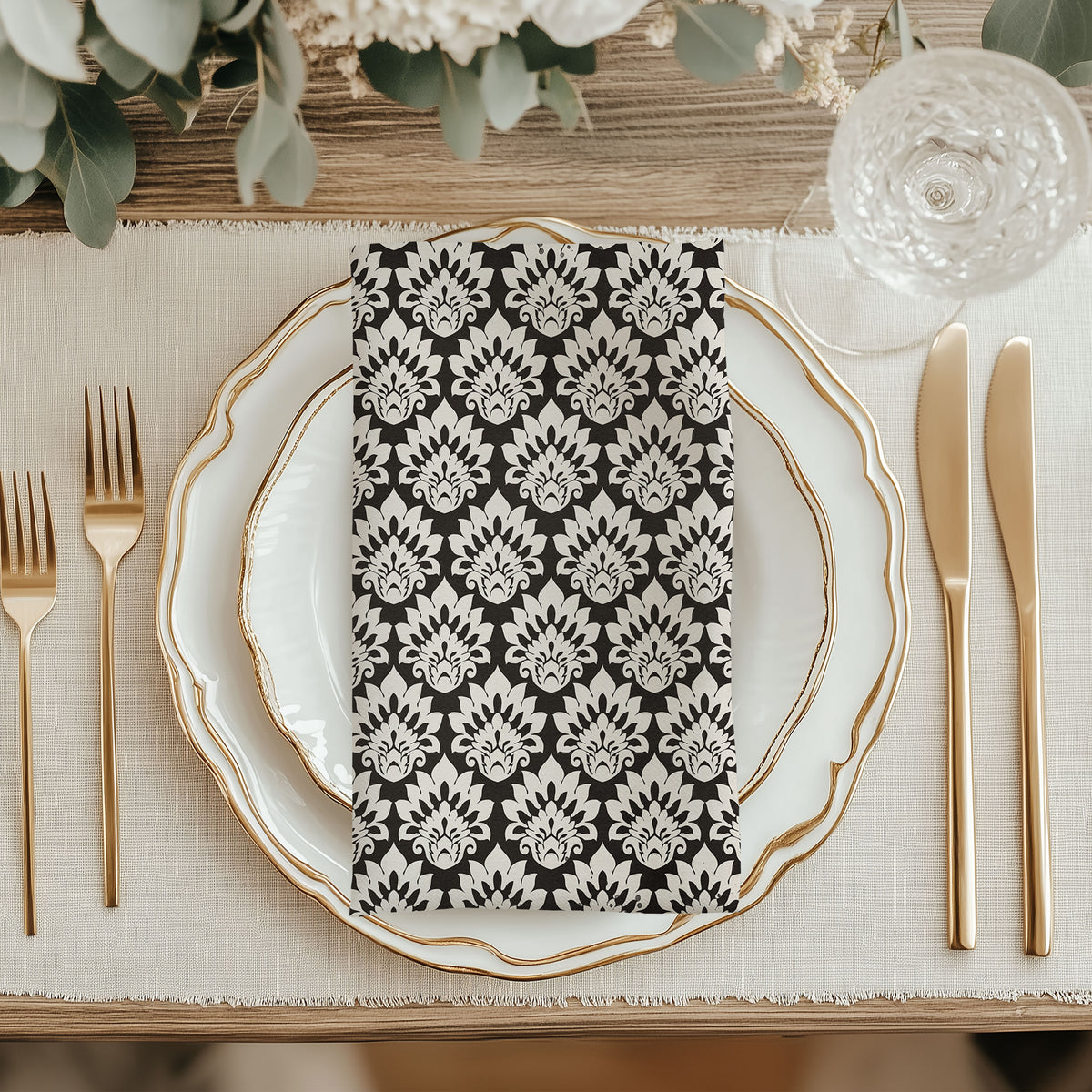 Damask Floral Napkin Set (4) — Black & Cream Decorative Cloth Napkins